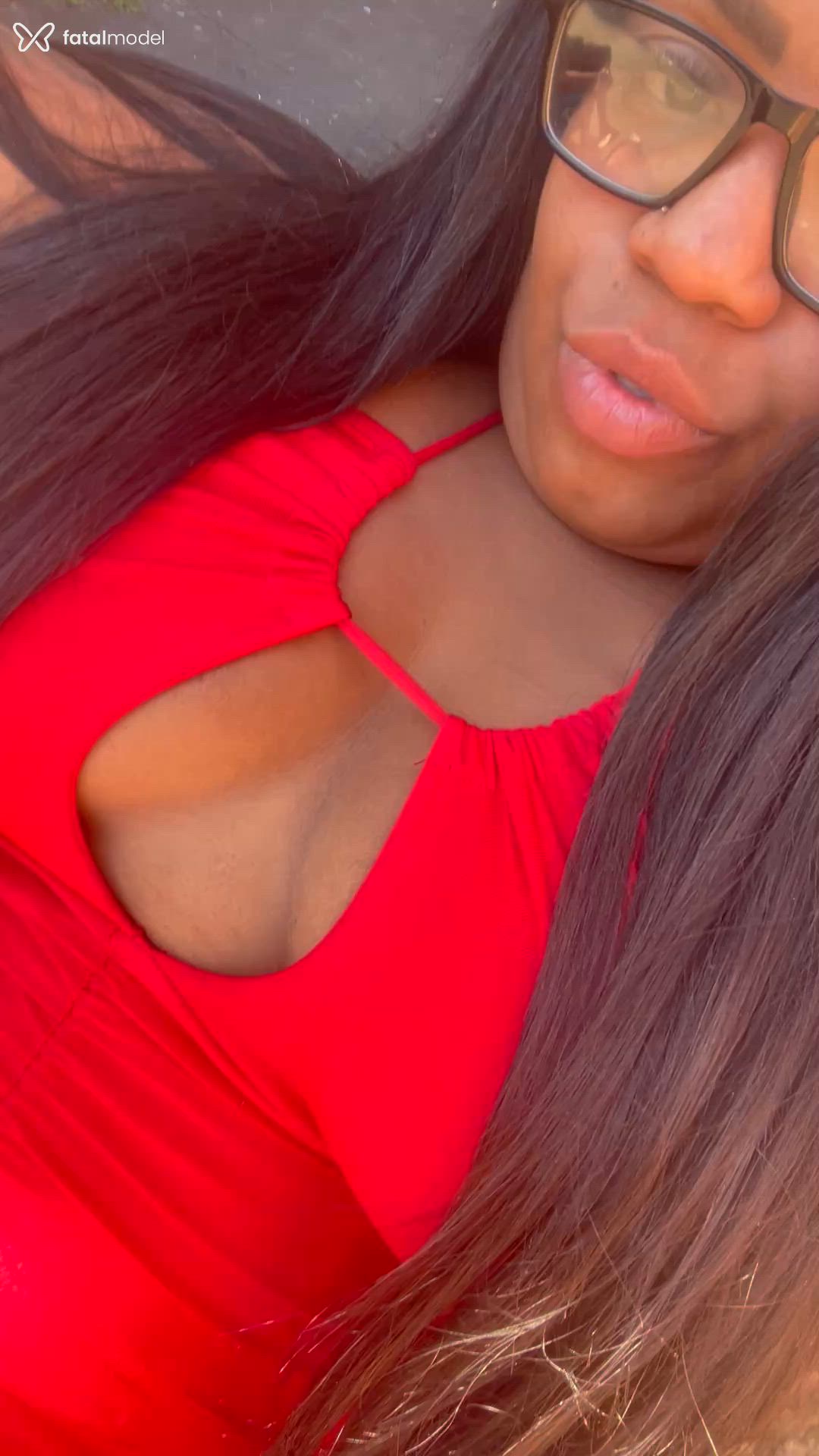 Acompanhante mulher morena (o) de olhos pretos - Samara Morena Acompanhante mulher morena (o) de olhos pretos - Samara Morena