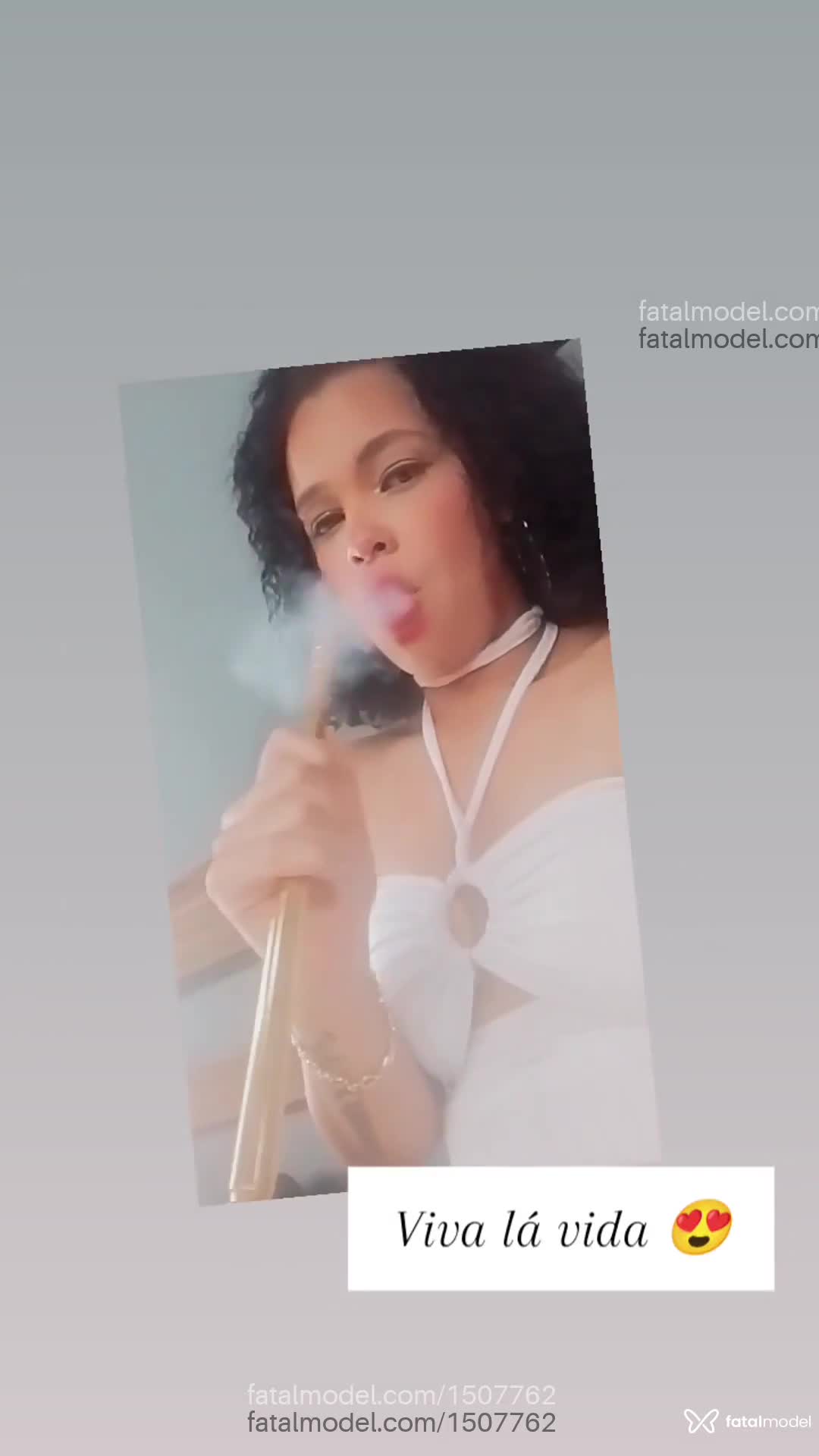 Acompanhante mulher morena (o) de olhos castanhos em São João Batista - Paulista