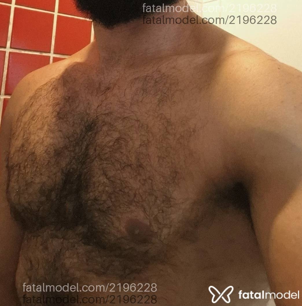 Acompanhante homem morena (o) de olhos castanhos - Rodrigão