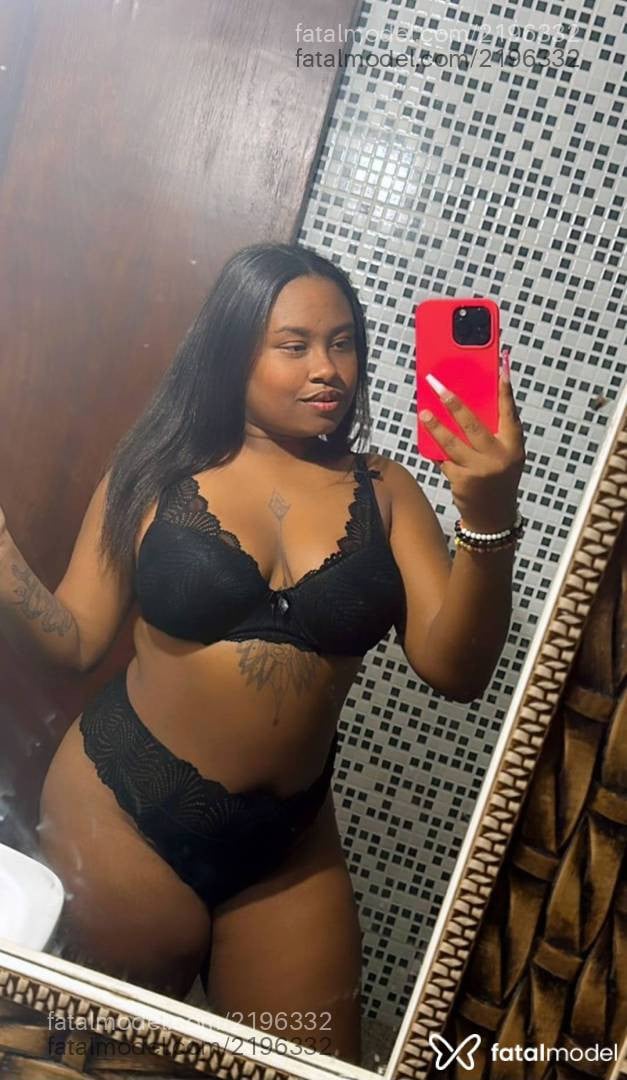 Acompanhante mulher morena (o) de olhos pretos em Viamão - Natyzinha