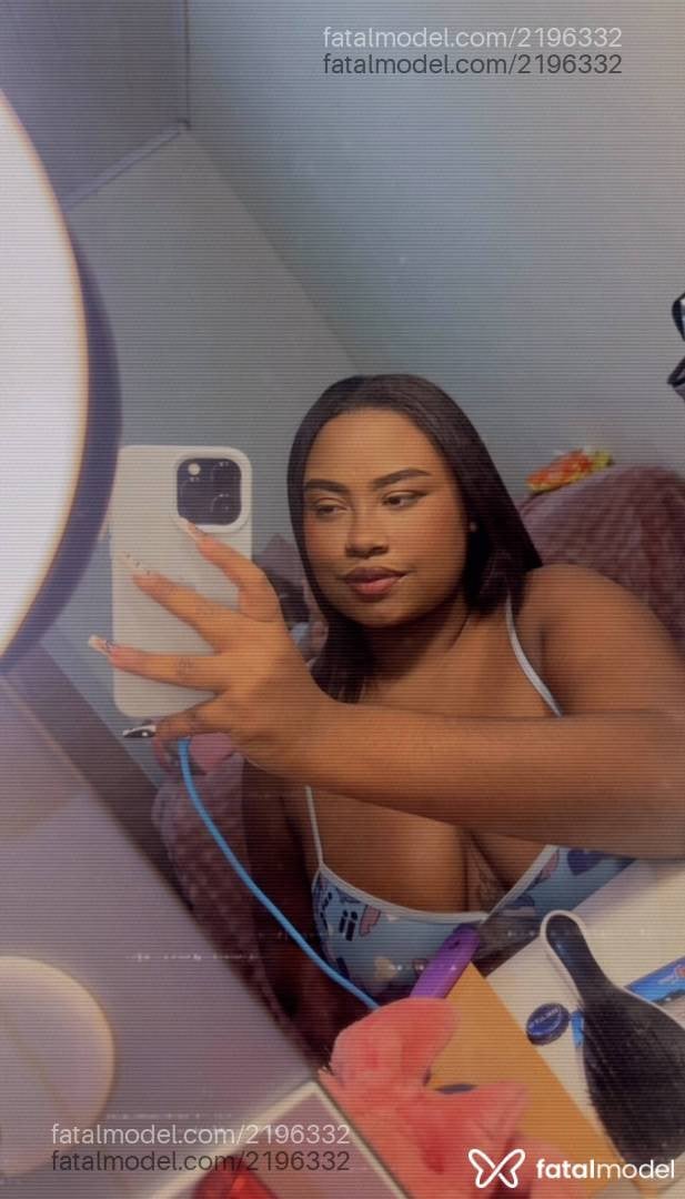 Acompanhante mulher morena (o) de olhos pretos em Viamão - Natyzinha