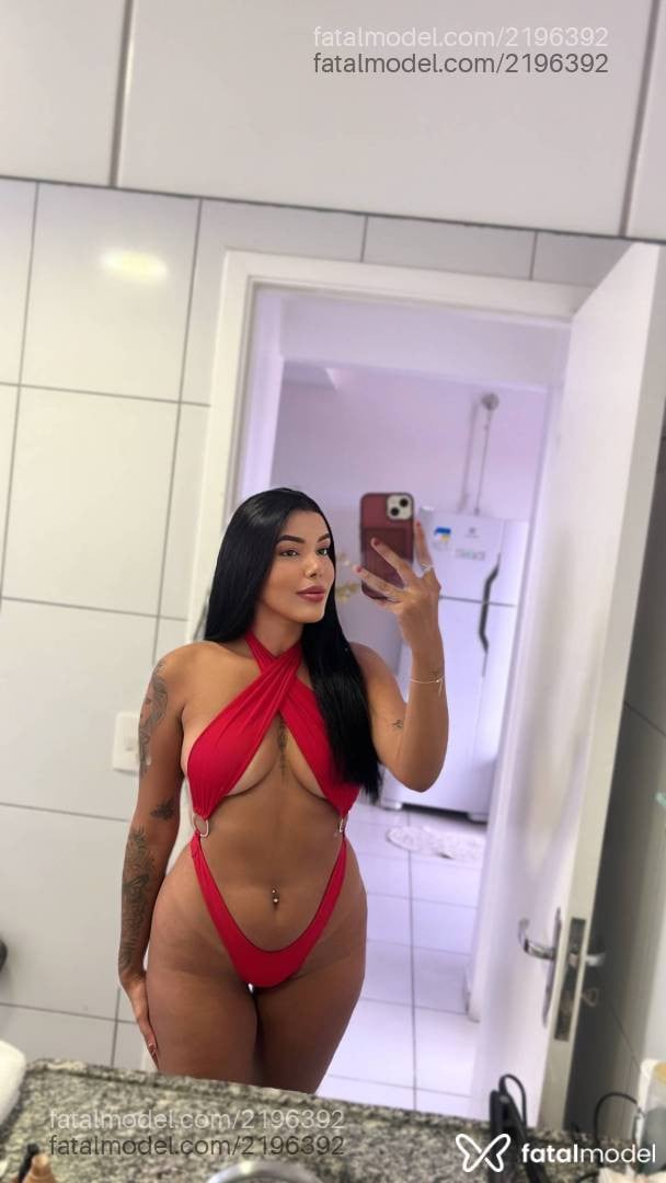 Acompanhante mulher morena (o) de olhos pretos - Bruna Tavares