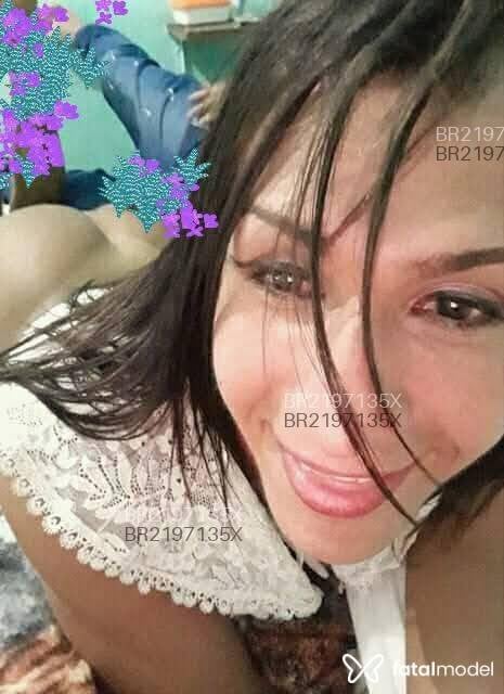 Acompanhante mulher trans com cabelo castanho de olhos castanhos em Maceió - Kelly