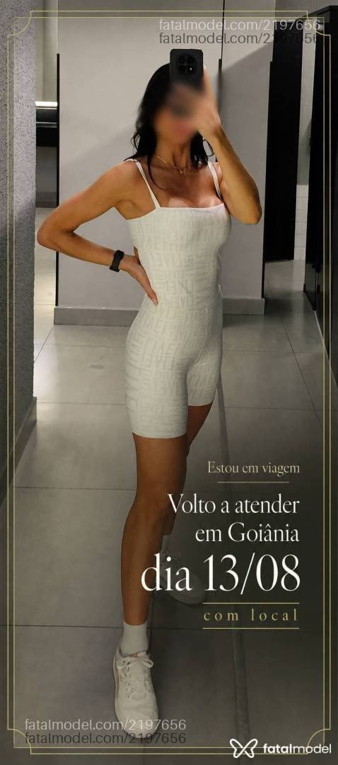 Acompanhante mulher morena (o) de olhos pretos - Nay Rodrigues