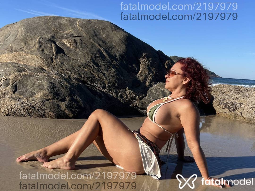 Acompanhante mulher ruiva (o) de olhos mel - Eloah Cariocat Acompanhante mulher ruiva (o) de olhos mel - Eloah Cariocat