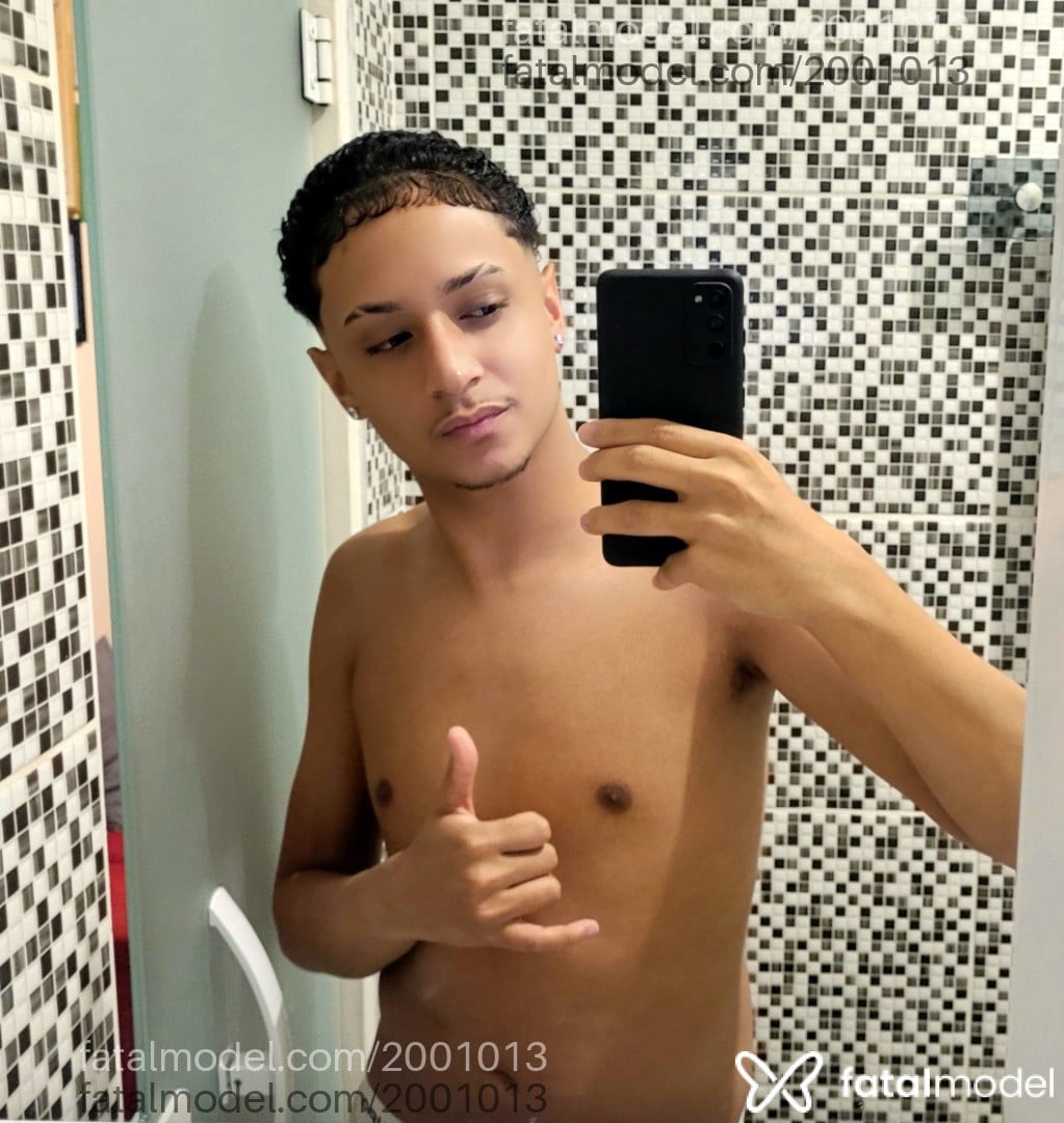 Acompanhante homem morena (o) de olhos pretos em Belo Horizonte - Peu