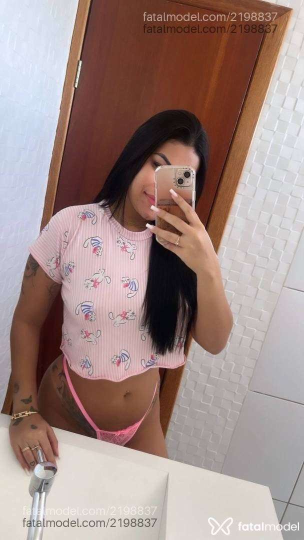 Acompanhante mulher morena (o) de olhos castanhos em Teixeira de Freitas - Beatriz