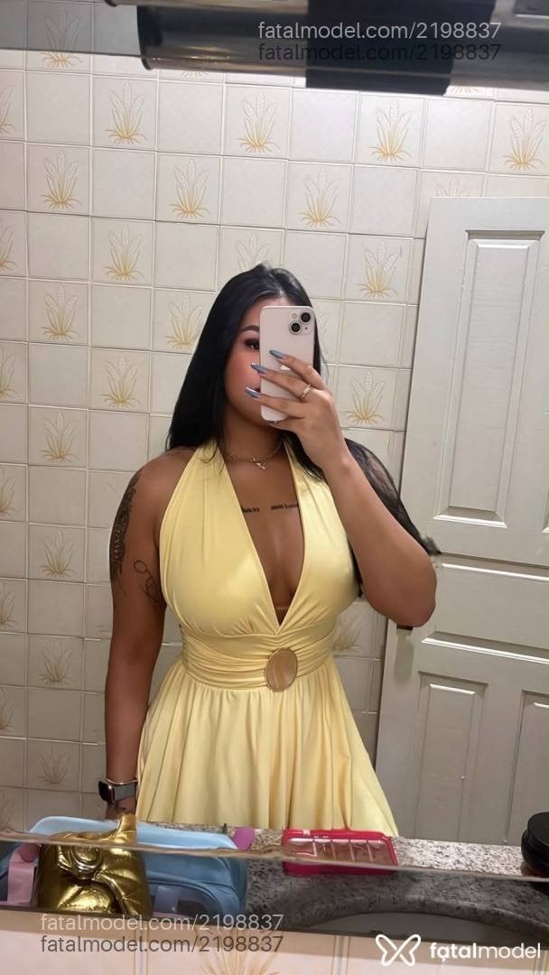 Acompanhante mulher morena (o) de olhos castanhos - Beatriz