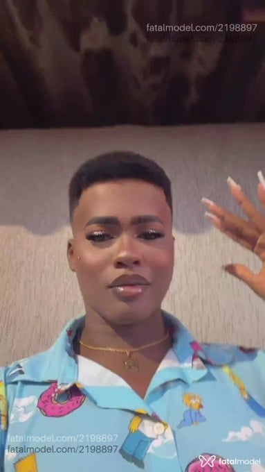 Acompanhante homem trans morena (o) de olhos castanhos em Uruaçu Acompanhante homem trans morena (o) de olhos castanhos em Uruaçu - Monatha