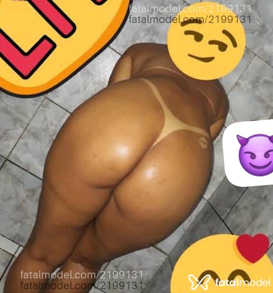 Acompanhante mulher trans morena (o) de olhos castanhos - Soraya Mello Soll