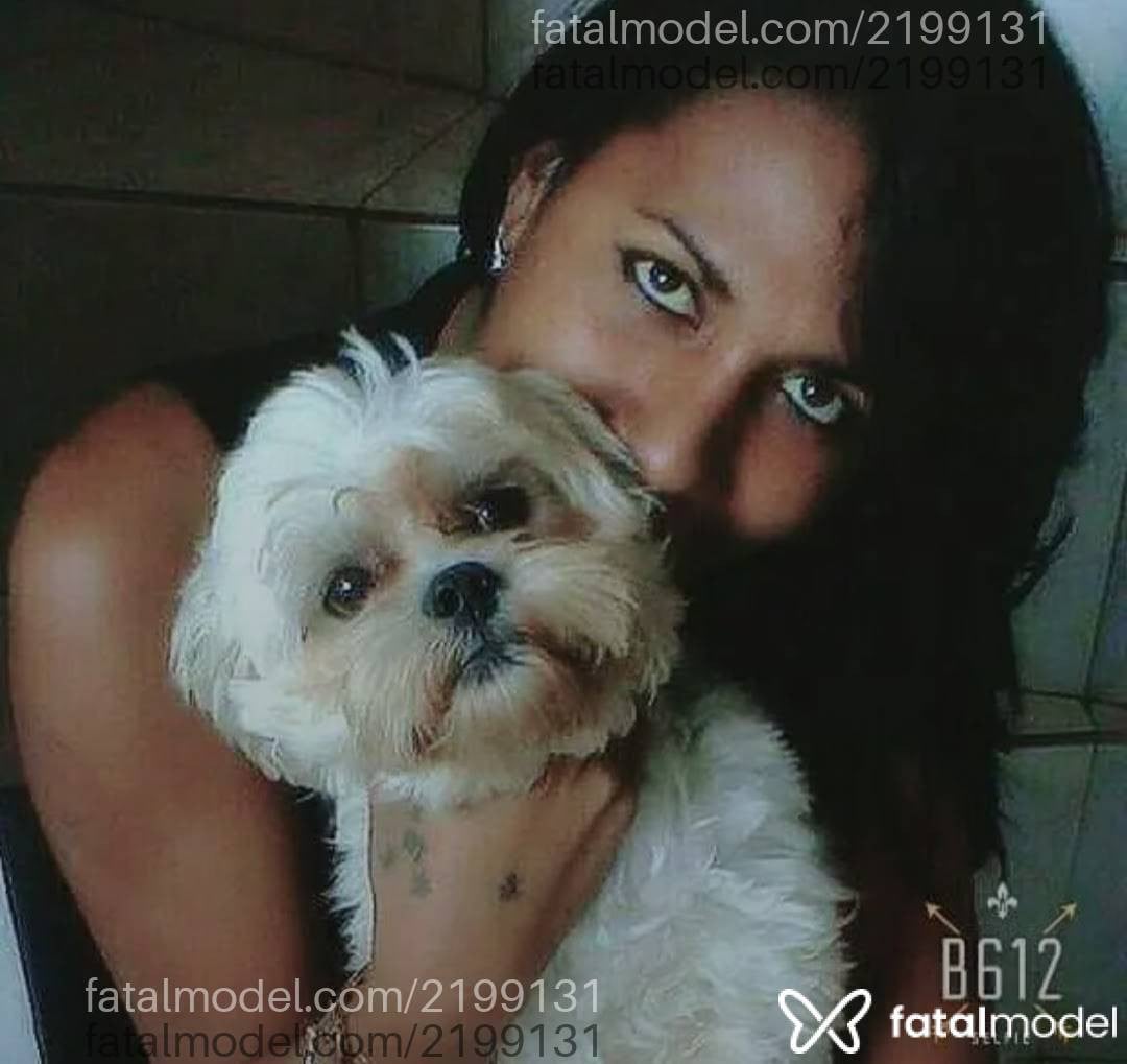 Acompanhante mulher trans morena (o) de olhos castanhos - Soraya Mello Soll