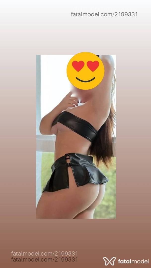 Acompanhante mulher morena (o) de olhos mel - Babi
