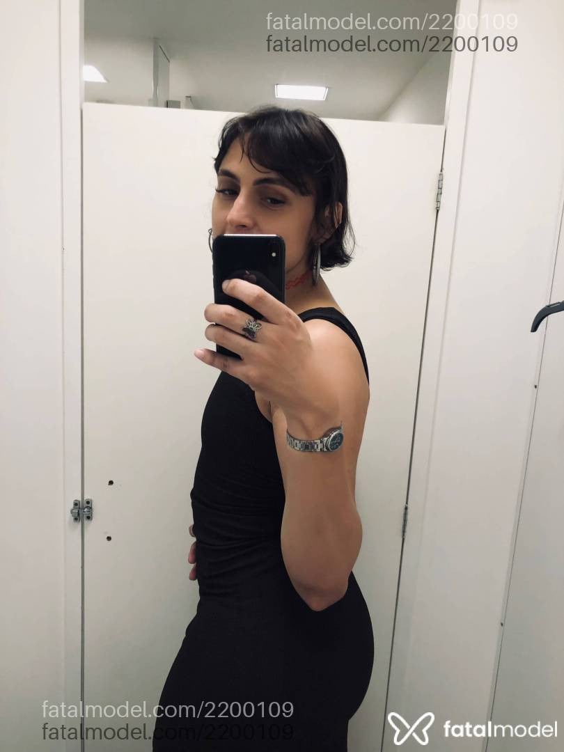 Acompanhante mulher trans morena (o) de olhos castanhos em Rio de Janeiro - Luna Novais
