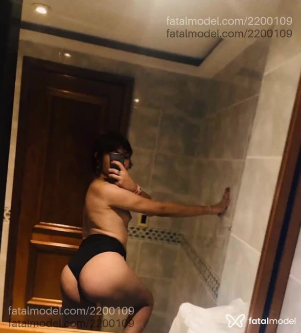 Acompanhante mulher trans morena (o) de olhos castanhos em Rio de Janeiro - Luna Novais