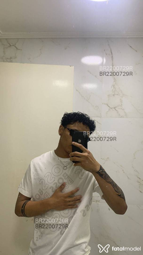Acompanhante homem morena (o) de olhos pretos em Belém - Eduardo Costa