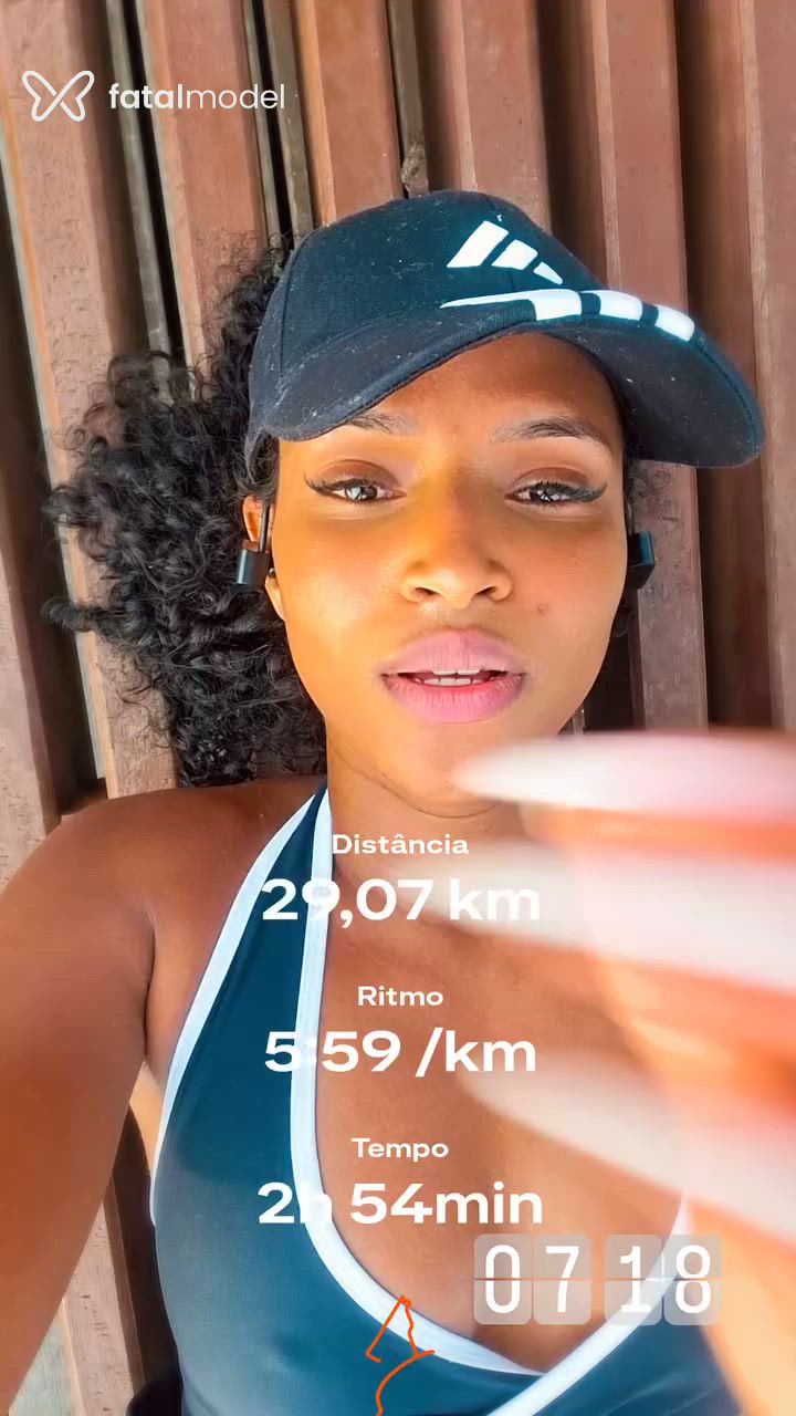 Acompanhante mulher morena (o) de olhos pretos - Mayra Acompanhante mulher morena (o) de olhos pretos - Mayra