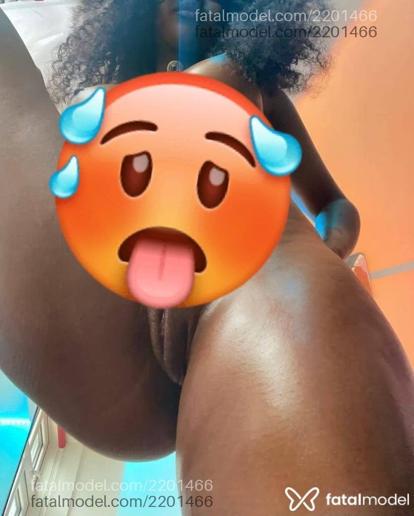 Acompanhante mulher com cabelo castanho de olhos pretos em Armação dos Búzios - Lorenna