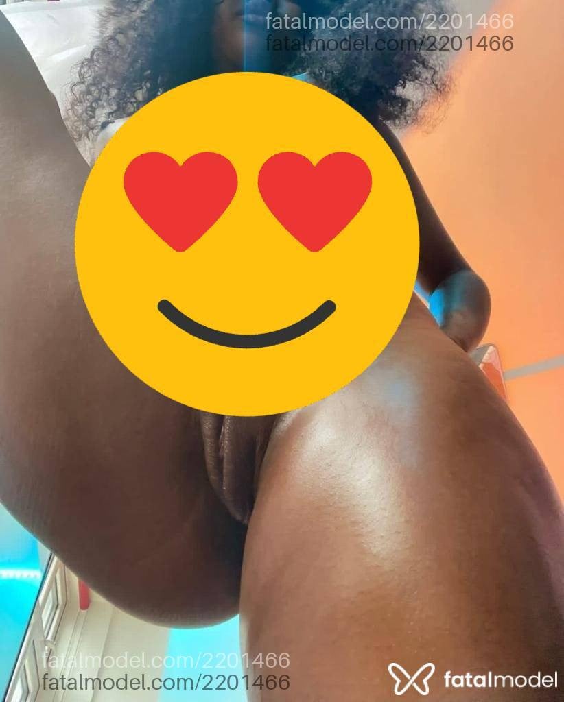 Acompanhante mulher com cabelo castanho de olhos pretos em Armação dos Búzios - Lorenna