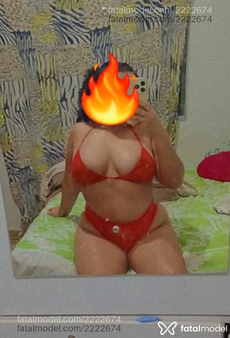 Acompanhante mulher com cabelo castanho de olhos castanhos - Bia Ramos Acompanhante mulher com cabelo castanho de olhos castanhos - Bia Ramos