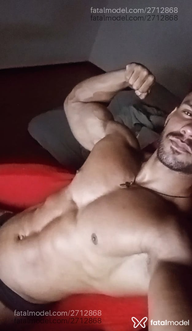 Acompanhante homem com cabelo castanho de olhos castanhos em Campinas - Apolo
