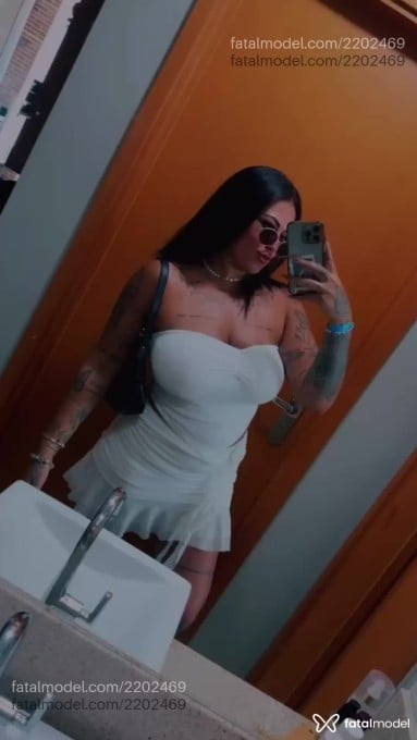 Acompanhante mulher morena (o) de olhos mel em Goiânia - Angel Ferraz