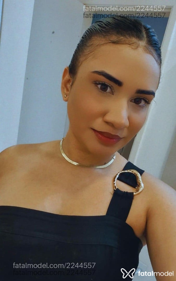 Acompanhante mulher morena (o) de olhos castanhos - Melissa Borges