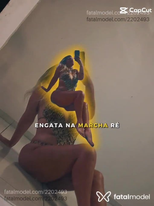 Acompanhante mulher loira (o) de olhos verdes - Fany