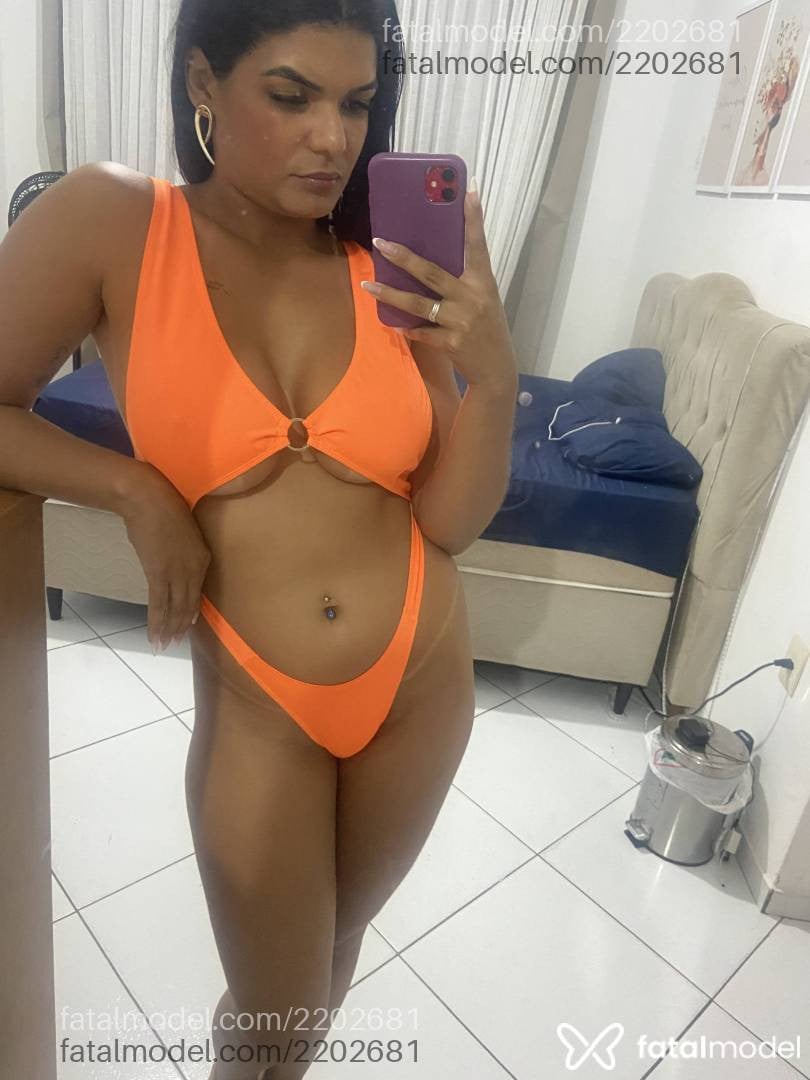 Acompanhante mulher morena (o) de olhos mel - Rayssa