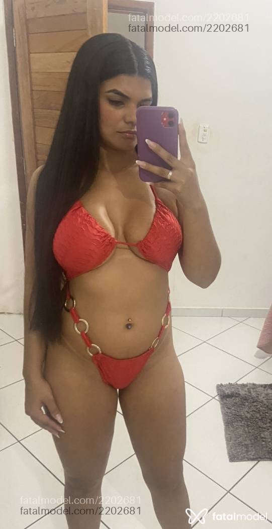 Acompanhante mulher morena (o) de olhos mel - Rayssa
