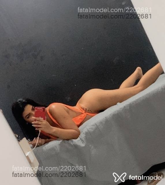 Acompanhante mulher morena (o) de olhos mel - Rayssa