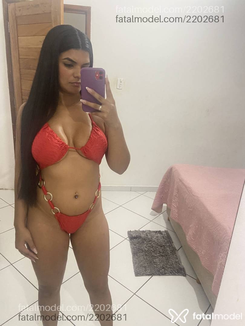 Acompanhante mulher morena (o) de olhos mel - Rayssa