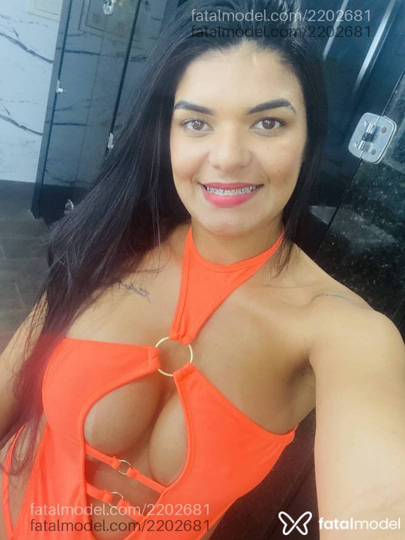 Acompanhante mulher morena (o) de olhos mel em Governador Valadares - Rayssa