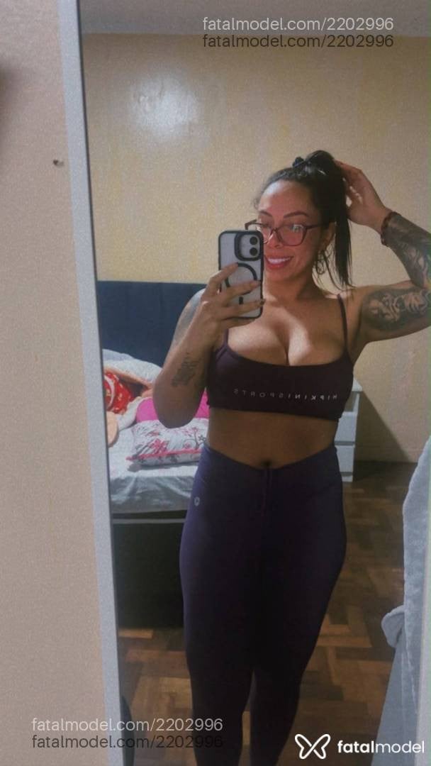 Acompanhante mulher morena (o) de olhos castanhos em Caxias do Sul - Yaraa