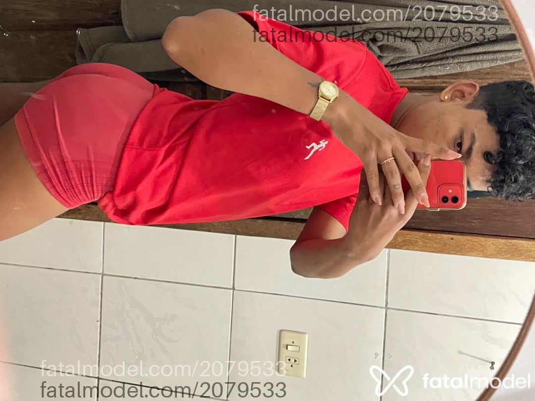 Acompanhante homem morena (o) de olhos pretos em Itajaí - Felipe