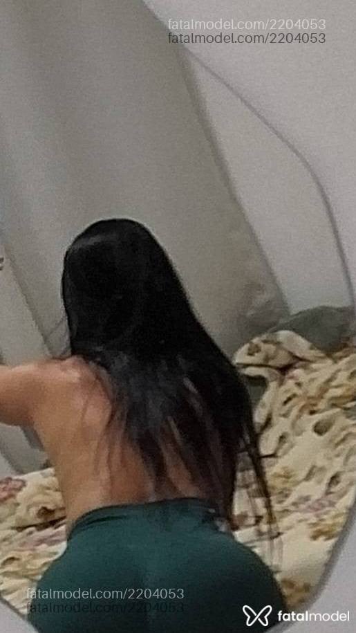 Acompanhante mulher morena (o) de olhos pretos - Allana