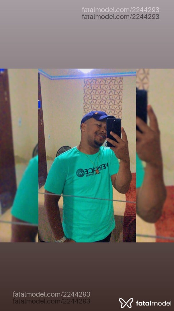 Acompanhante homem morena (o) de olhos castanhos em Petrolina Acompanhante homem morena (o) de olhos castanhos em Petrolina - Kennedy Silva