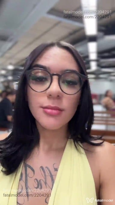 Acompanhante mulher trans morena (o) de olhos castanhos em Sumaré - Brenda