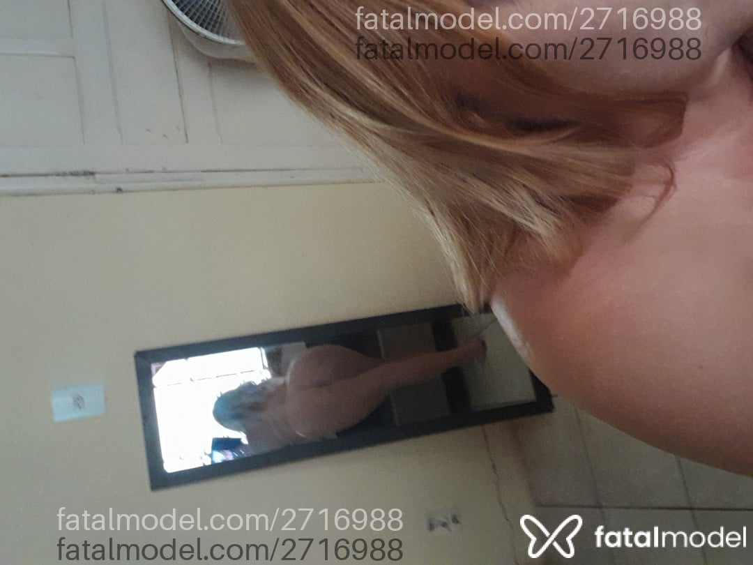 Acompanhante mulher loira (o) de olhos castanhos em Fortaleza - Melissa