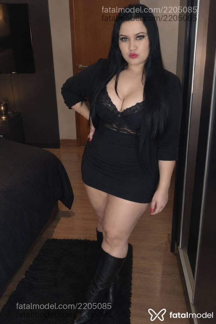 Acompanhante mulher morena (o) de olhos verdes - Angel Isabella