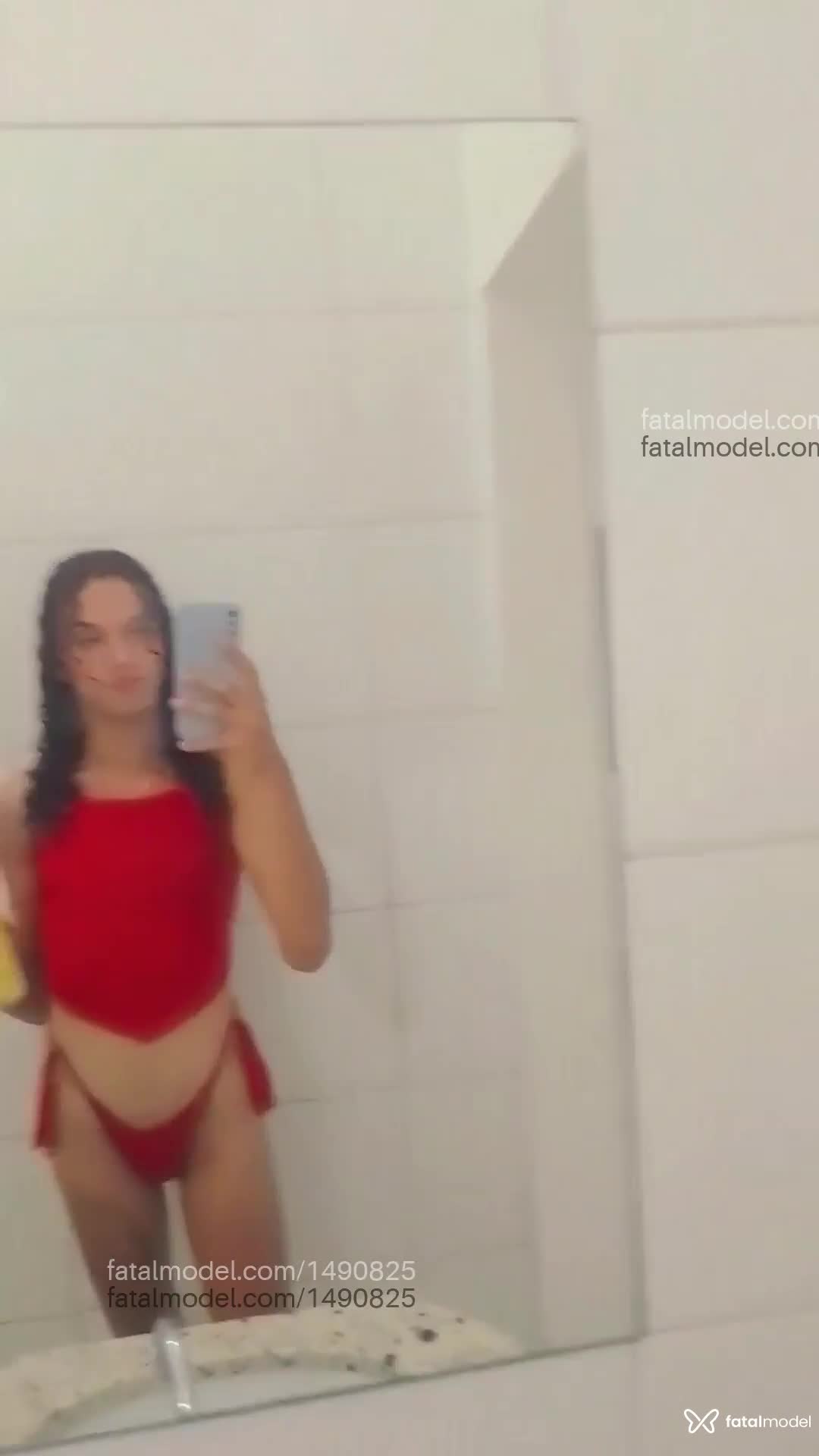 Acompanhante mulher trans morena (o) de olhos castanhos em Votuporanga - Gaby