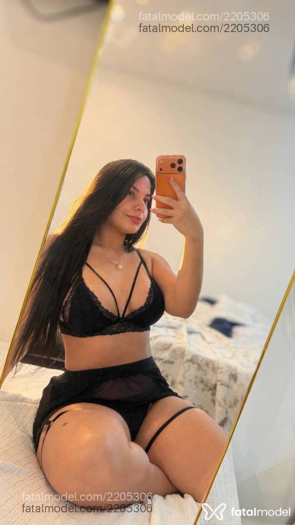 Acompanhante mulher morena (o) de olhos mel - Bruna Lima