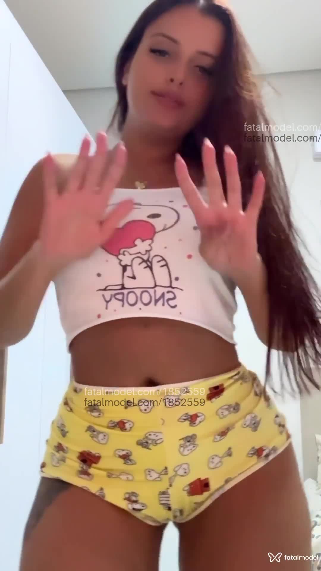 Acompanhante mulher morena (o) de olhos castanhos em Conselheiro Lafaiete - Jade Andrade