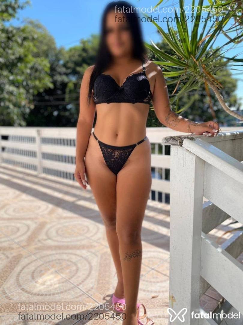 Acompanhante mulher morena (o) de olhos mel em São Leopoldo Acompanhante mulher morena (o) de olhos mel em São Leopoldo - Penélope