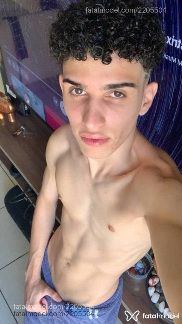 Acompanhante homem morena (o) de olhos castanhos em São Paulo Acompanhante homem morena (o) de olhos castanhos em São Paulo - Mateo Souza