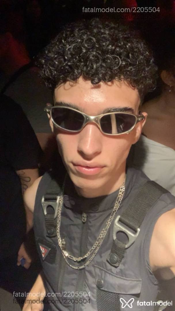 Acompanhante homem morena (o) de olhos castanhos em São Paulo Acompanhante homem morena (o) de olhos castanhos em São Paulo - Mateo Souza