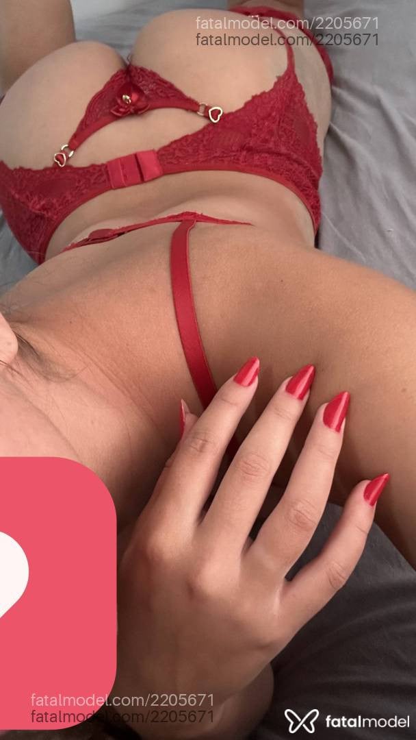 Acompanhante mulher loira (o) de olhos mel - Anthonella Duarte