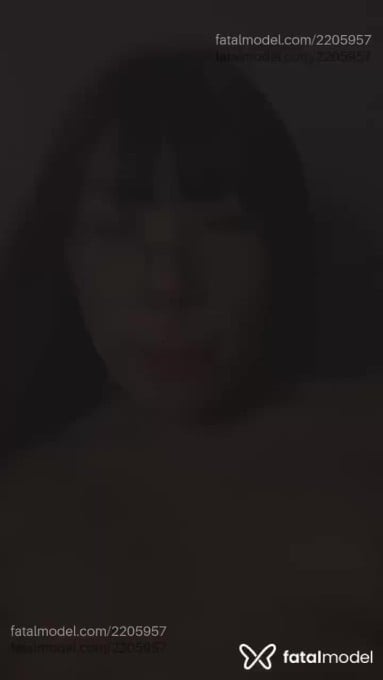 Acompanhante mulher trans com cabelo castanho de olhos pretos em Virtual - Luana