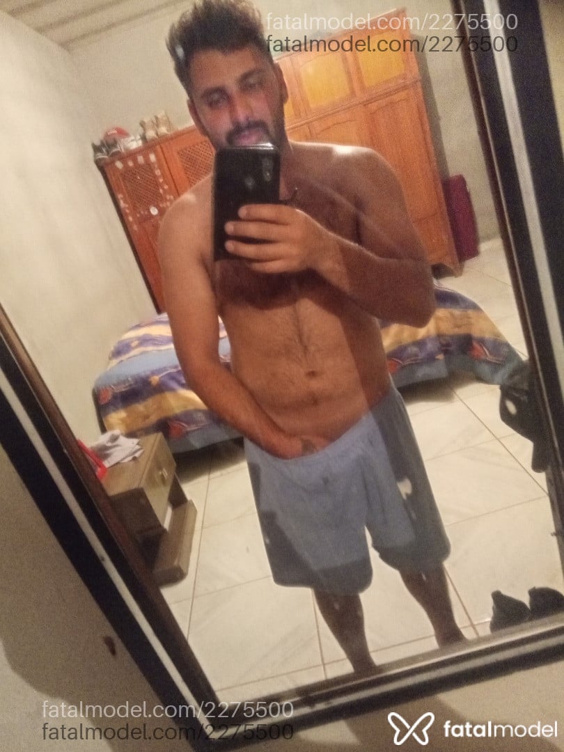 Acompanhante homem morena (o) de olhos castanhos em Sete Lagoas Acompanhante homem morena (o) de olhos castanhos em Sete Lagoas - Yndy