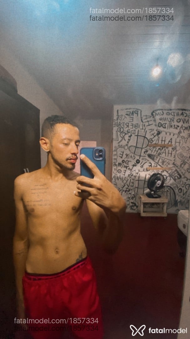 Acompanhante homem morena (o) de olhos pretos em Barra do Garças - Lipe Alves