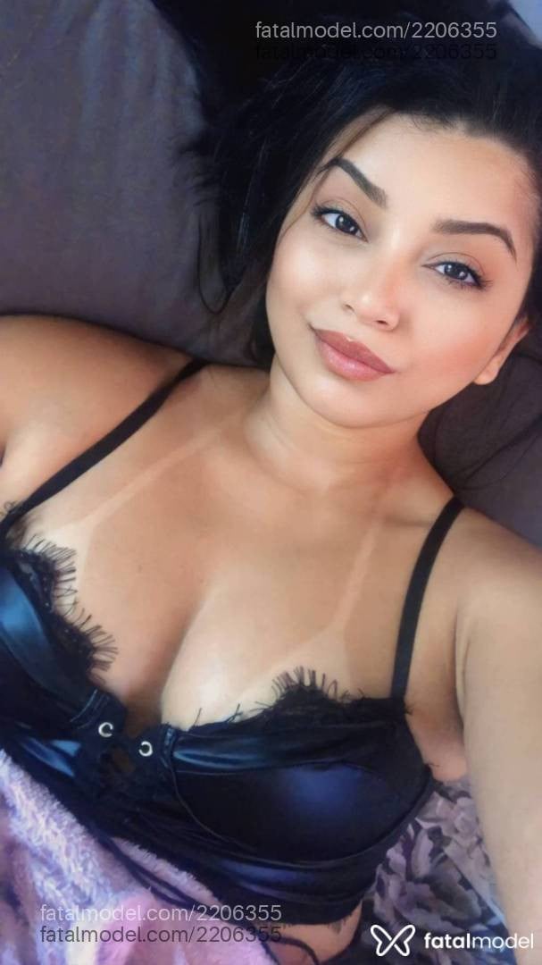 Acompanhante mulher morena (o) de olhos castanhos - Isabella viera